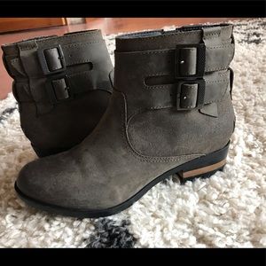 Sorel Lolla Booties in Major - Size 7